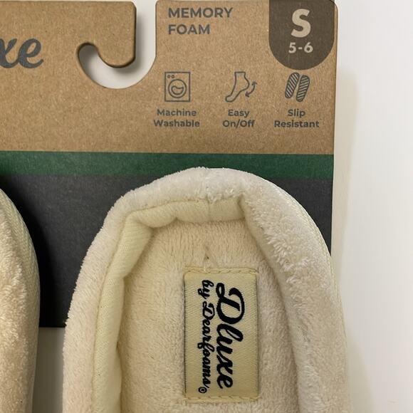 Dearfoams women’s size S 5-6 memory foam slippers cream pink Be Mine Valentine - Picture 2 of 6